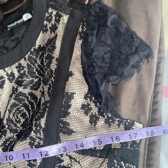 Boohoo  lace top cap sleeves jumpsuit Sz 8 - Picture 6 of 14